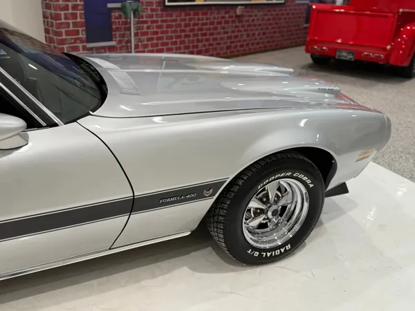 1972 Pontiac Firebird Formula 400 photo 4