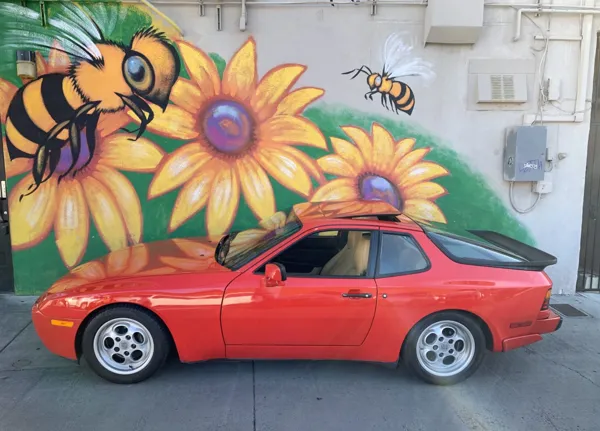 1986 Porsche 944 Turbo photo 4