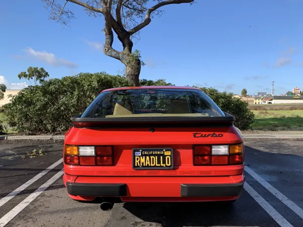 1986 Porsche 944 Turbo photo 12