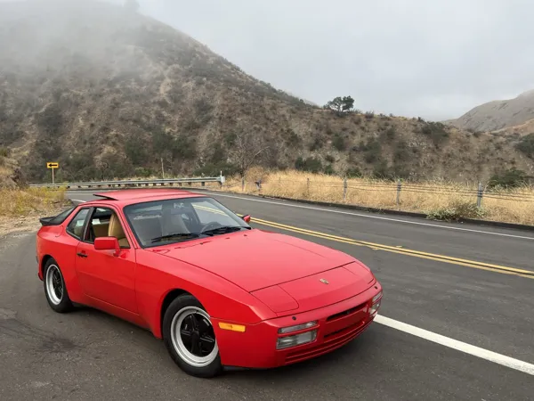 1986 Porsche 944 Turbo photo 94